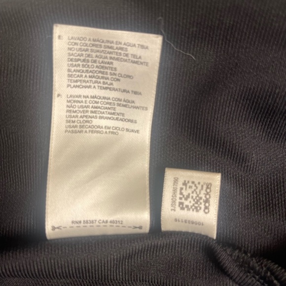 Adidas Black Short Sleeve Tee Classic Athletic Wear - Picture 13 of 14